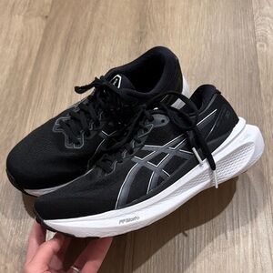 ASICS Gel-Kayano 30 Black Running Shoes size 8